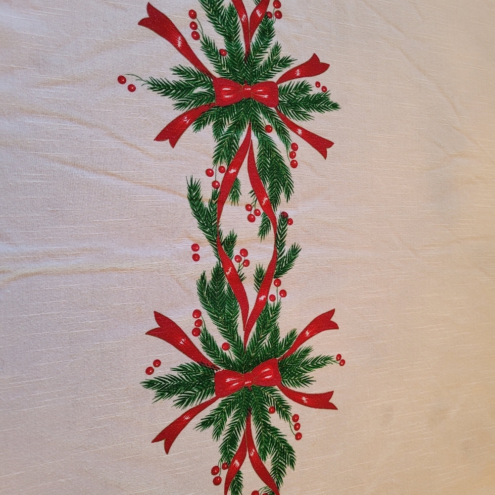 Holiday tablecloth - Picture 10 of 11